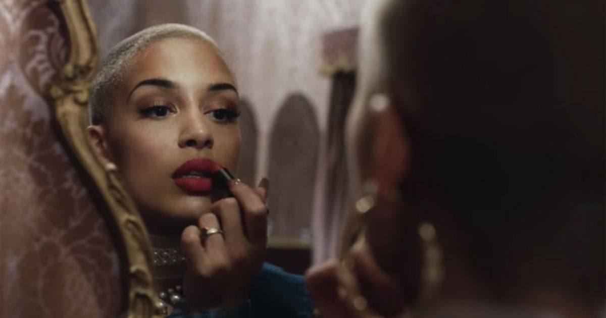 How the lyrics of Jorja Smith reflects Carter's ideas of female identity - by Camille Saunders